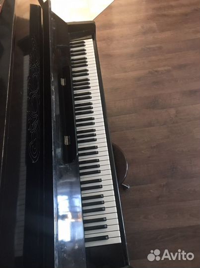 Пианино Родина