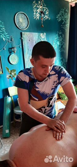Массажист