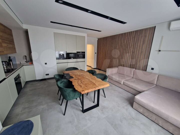 2-к. квартира, 89 м², 7/16 эт.