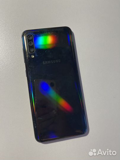 Samsung Galaxy A50, 4/64 ГБ