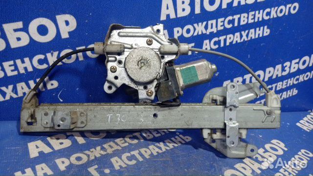 Задний правый стеклоподъемник Nissan X-Trail T30