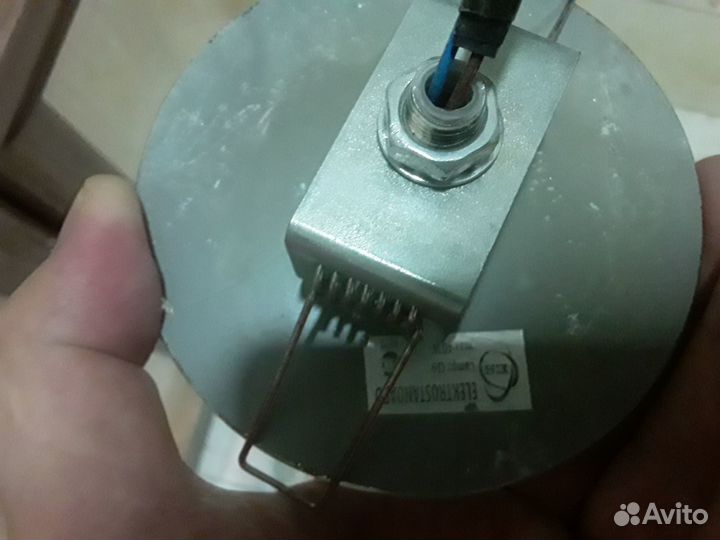 Продаются светильники