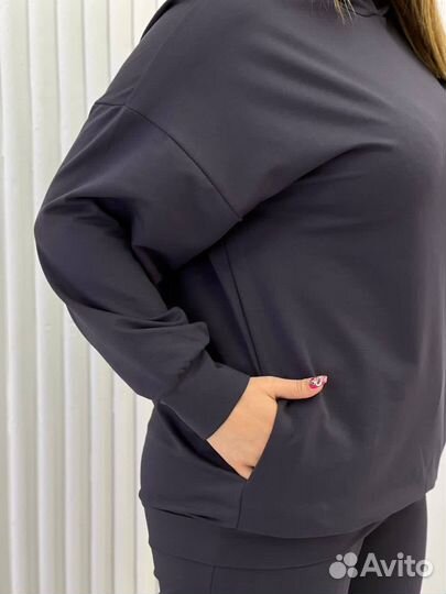 Спортивный костюм женский48и50и 52и 54