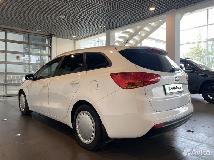 Kia Ceed 1.6 AT, 2015, 159 272 км