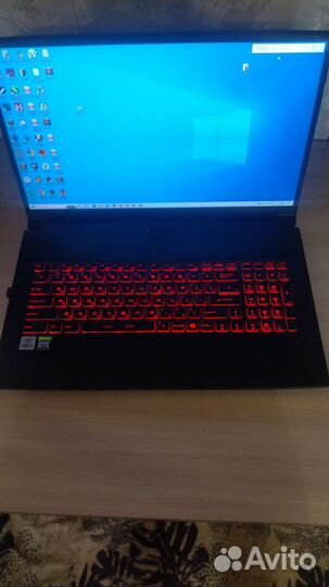 Игровой ноутбук msi 17 3