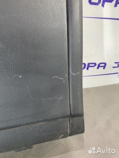 Бардачок Nissan Patrol Y62 2010- (681021LA0A)