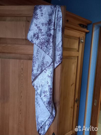 Шелковый платок новый