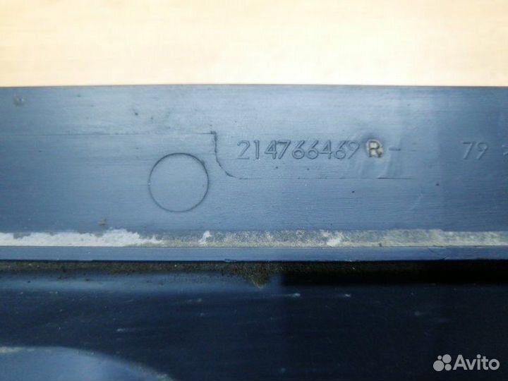 Воздуховод радиатора перед. Renault Megane 3