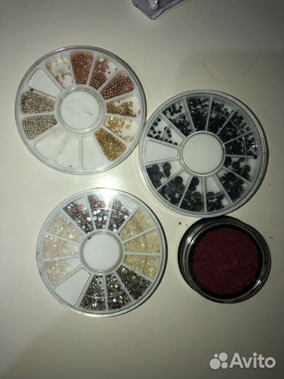 Для дизайна ногтей