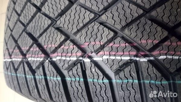 Continental ContiVikingContact 7 235/60 R17 106T