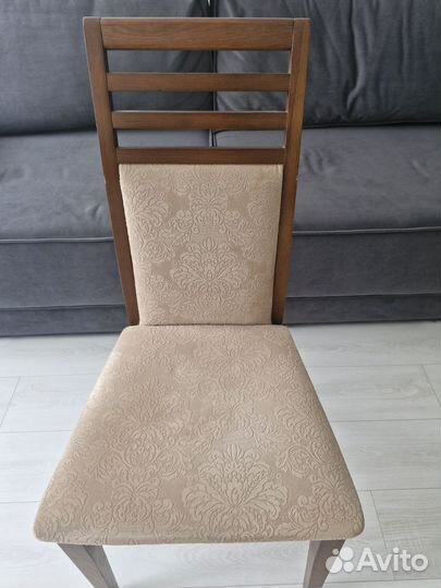 Стулья кухонные 4 штуки