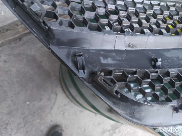 Решетка радиатора LADA largus