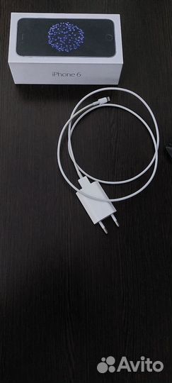 Телефон iPhone 6