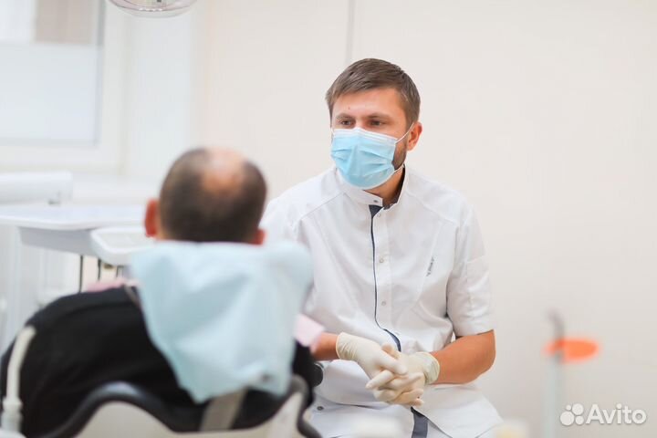 Врач стоматолог терапевт
