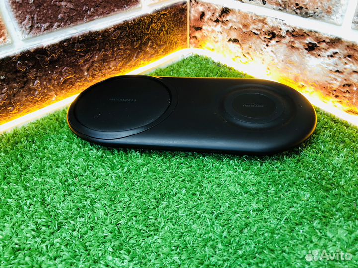 Z.13399 Беспроводная зарядка Samsung EP-P5200