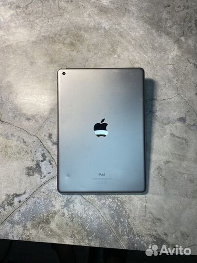 iPad 6 отличный