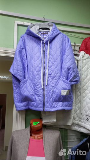 Продавец консультант в магазин женской одежды