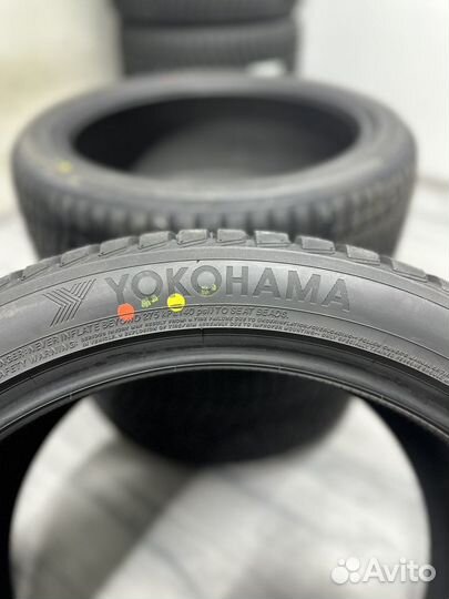 Yokohama BluEarth Winter V905 275/40 R21 и 315/35 R21 111W