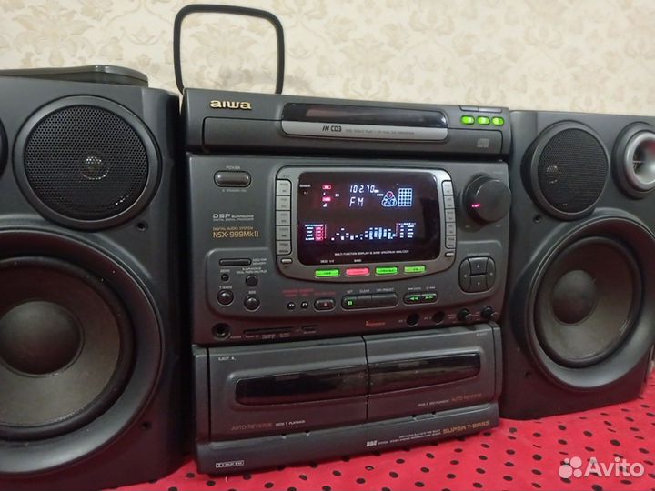 Музыкальный центр