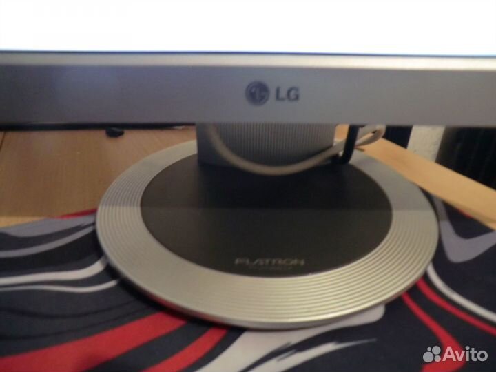 Монитор на на LG 15-17 д