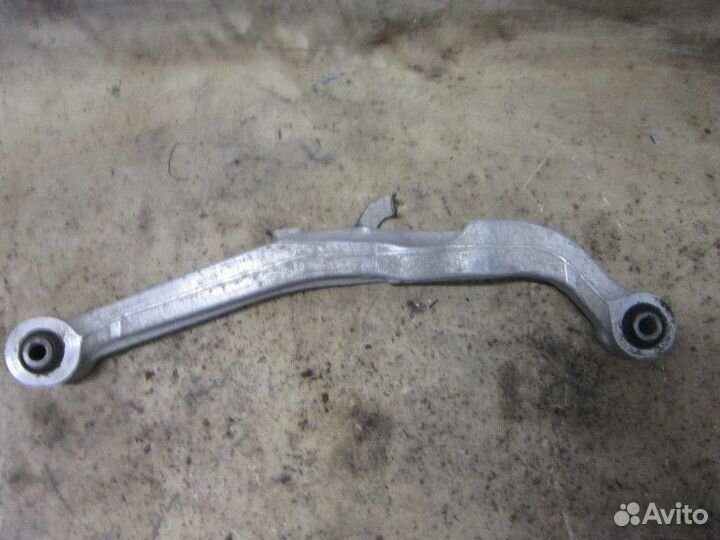 Рычаг задний поперечный левый Nissan X-Trail (T31)