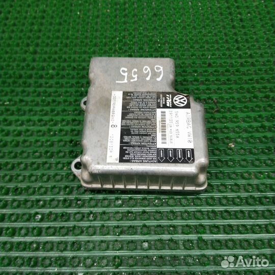 Блок управления подушками безопасности Volkswagen