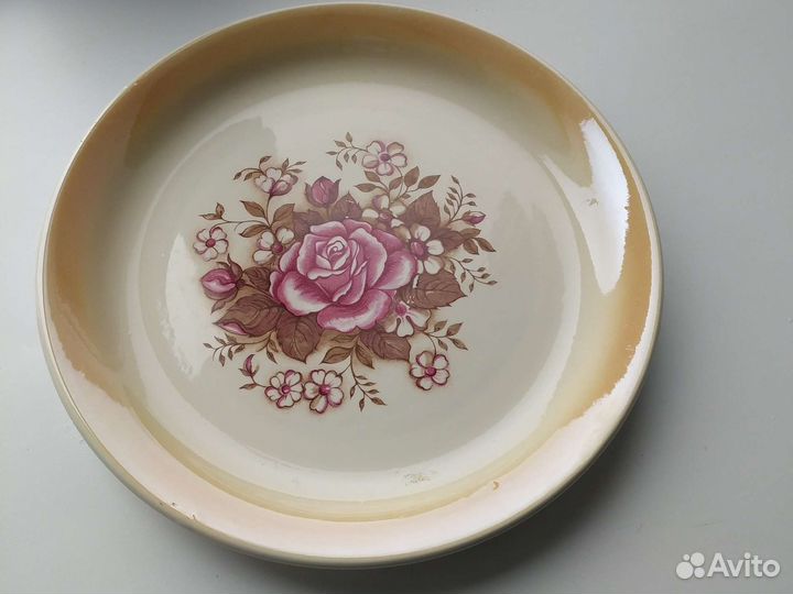 Блюдо фарфор