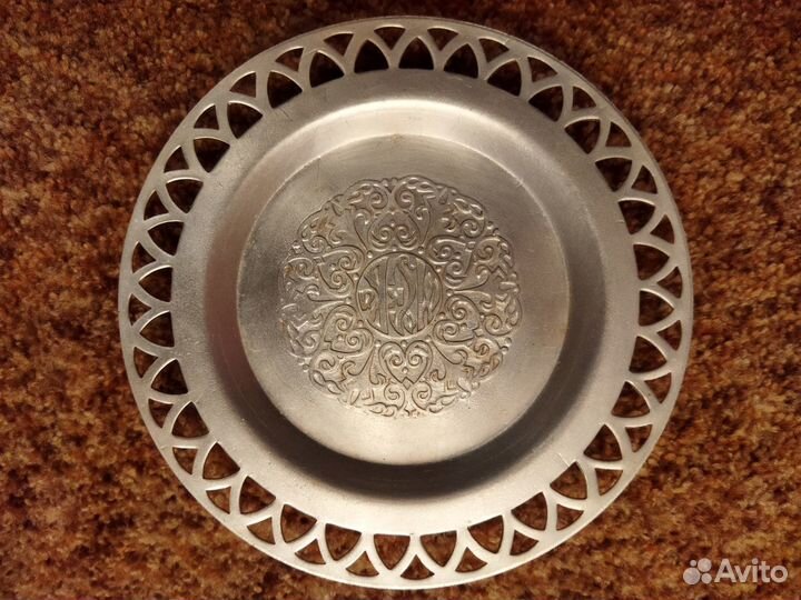 Тарелка Москва алюминий СССР винтаж