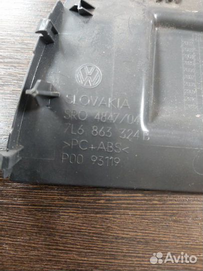 Накладка консоли Volkswagen Touareg 1 4.2 2006