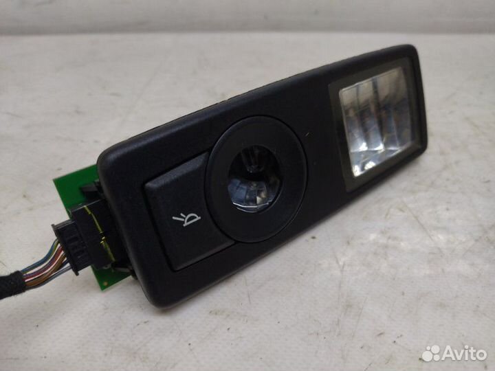 Плафон освещения салона правый Bmw X5 E70M 5.0