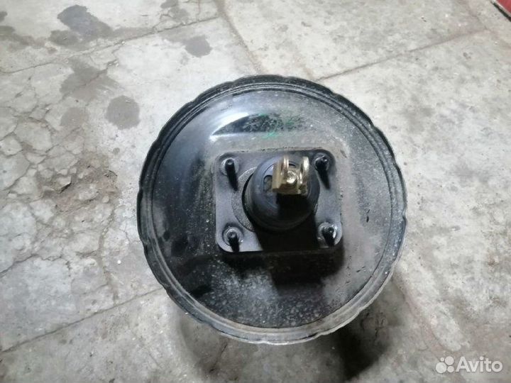 Вакуумный усилитель тормозов Mitsubishi Lancer 9