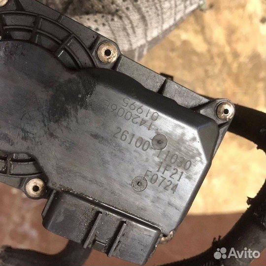 Дроссельная заслонка Toyota Land Cruiser Prado 150