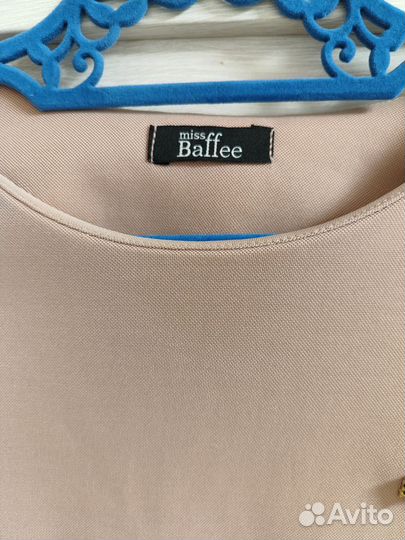 Блузка женская нарядная размер М