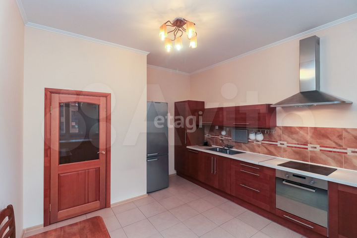 2-к. квартира, 66,5 м², 3/6 эт.