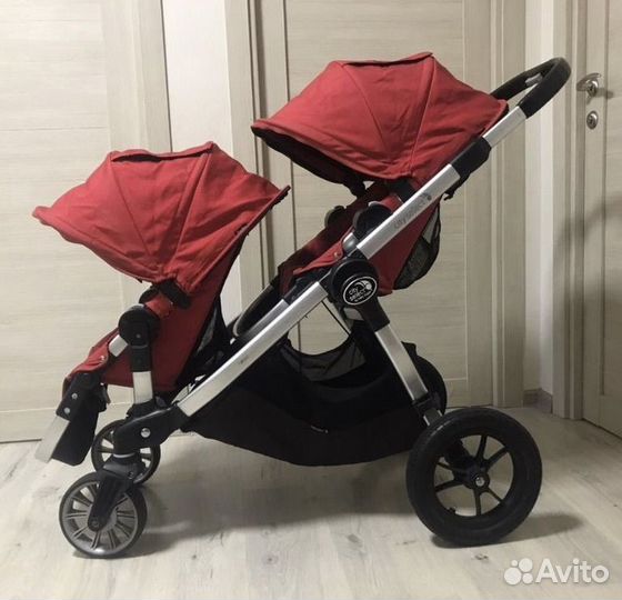Коляска для двойни или погодок