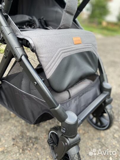 Коляска с перекидной ручкой Luxmom H2