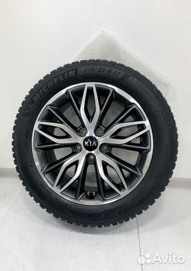 Новые Kia K5, Michelin X-Ice North 4 215/55 R17
