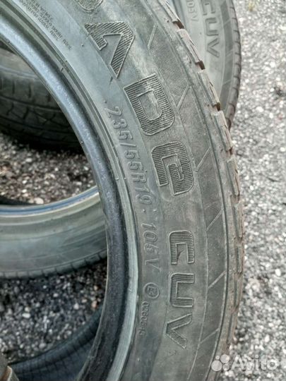 Maxxis CV-01 Escapade CUV 235/55 R19