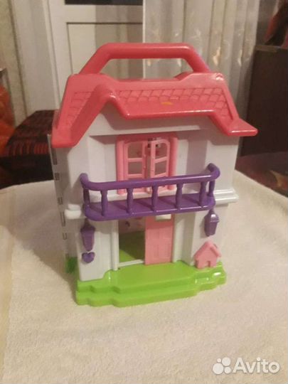 Домик кукольный