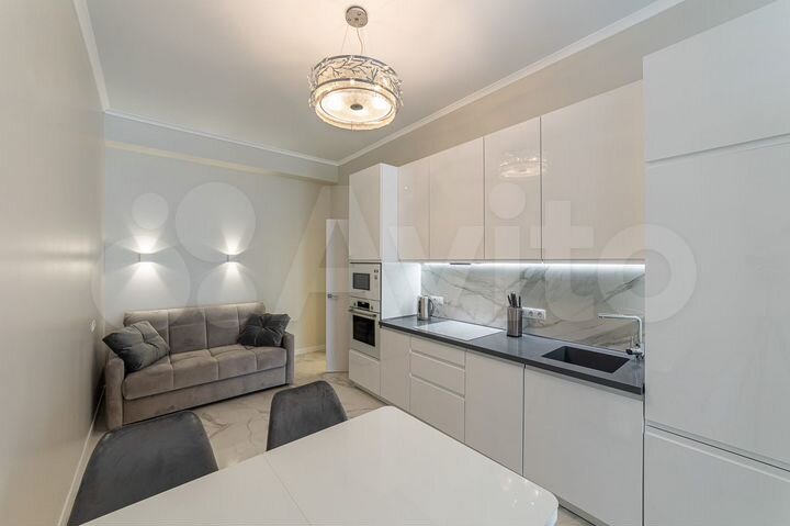 2-к. квартира, 50 м², 11/13 эт.