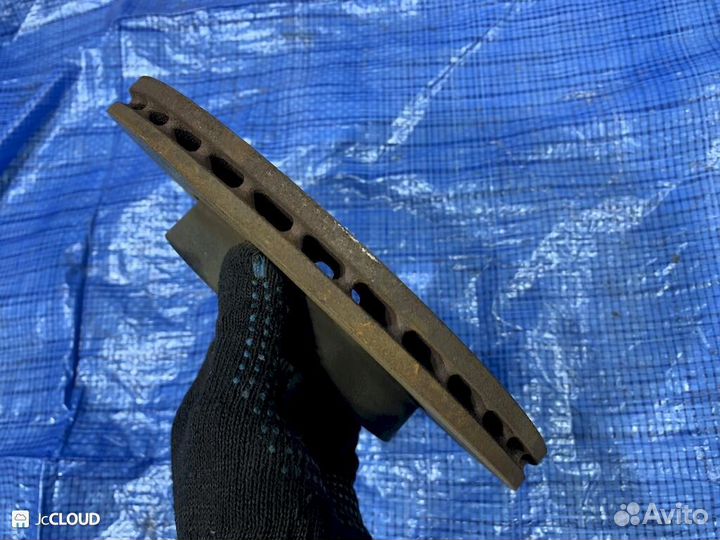 Тормозной диск на honda shuttle GP7, GP8, GK8, GK9