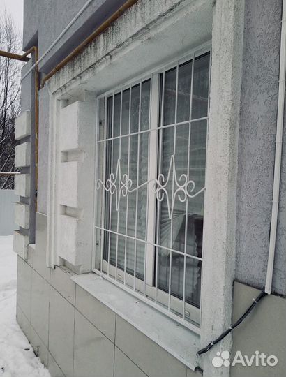 Решётки на окна (металлические,новые )