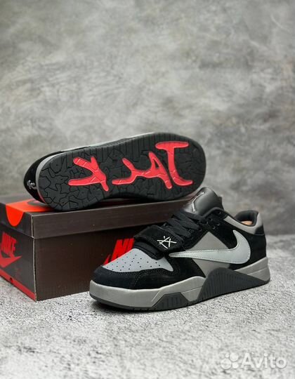 Кроссовки Nike air jordan