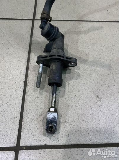 Цилиндр сцепления главный Kia Spectra