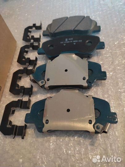 Тормозные колодки передние Hyundai-KIA 581011RA05