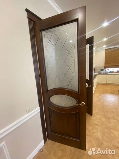 Двери из массива