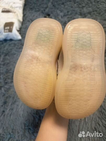 Кроссовки детские