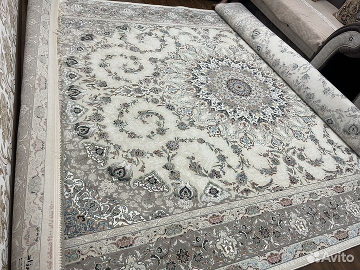 Иранский ковер