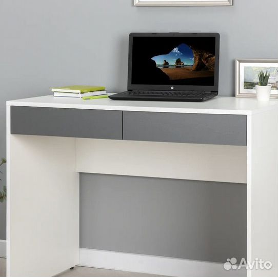 Стол компьютерный