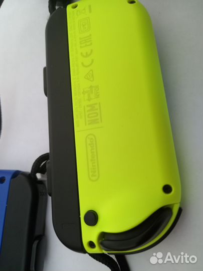 Nintendo switch joy con oled